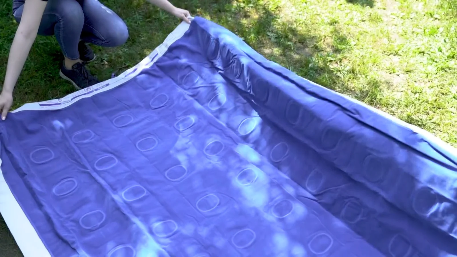 Nine inches between the sleeping bag and the ground.